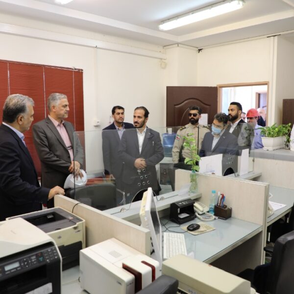 بازدید مدیرعامل بانک از نیروگاه (9)